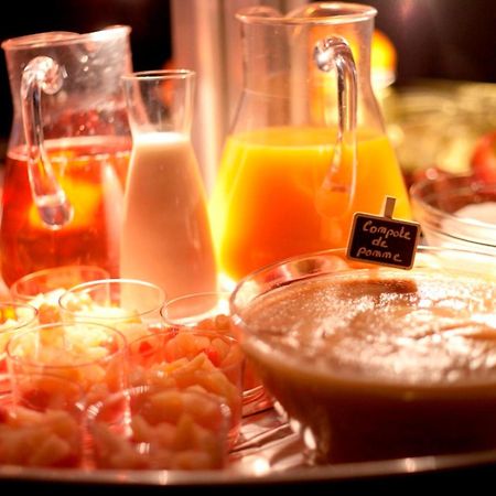 Dm Hotel Форбаш Экстерьер фото